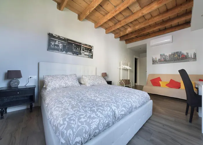 Al Vecchio Civico 1 3* Stellanello